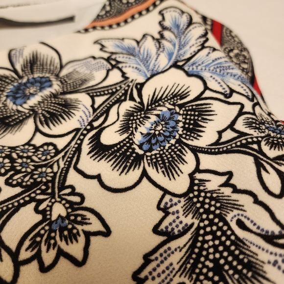 Zara Floral Handkerchief Sheeth Cap Sleeve Dress Size M - Picture 7 of 11